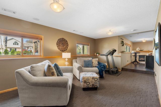 20585 Georgia Avenue Place N, Forest Lake, MN 55025
