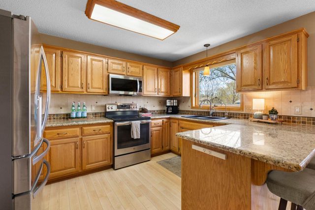 20585 Georgia Avenue Place N, Forest Lake, MN 55025
