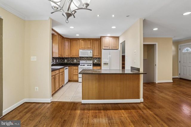 8317 ACCOTINK RD, Lorton, VA 22079