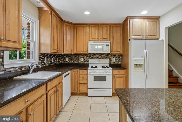 8317 ACCOTINK RD, Lorton, VA 22079
