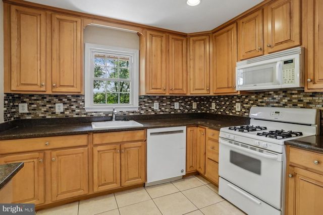 8317 ACCOTINK RD, Lorton, VA 22079