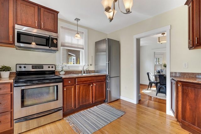 15 Boardman Ave, Melrose, MA 02176