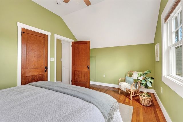 15 Boardman Ave, Melrose, MA 02176