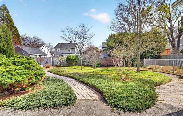 15 Boardman Ave, Melrose, MA 02176