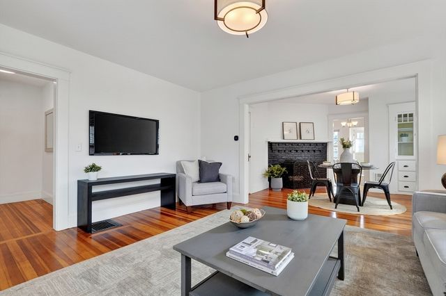 15 Boardman Ave, Melrose, MA 02176