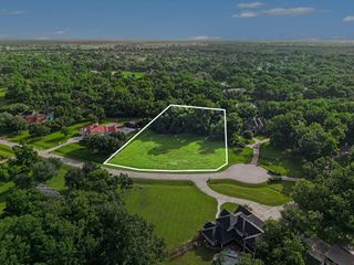 8635 Halls Retreat Court, Missouri City, TX 77459