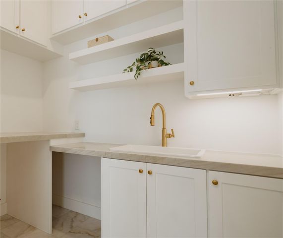 1741 Gardenia Drive, Houston, TX 77018