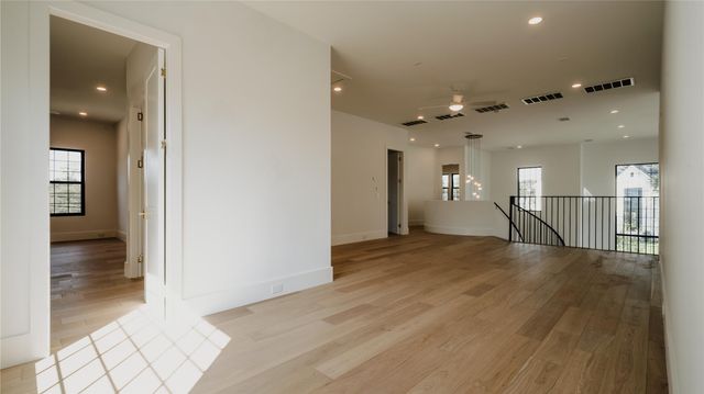 1741 Gardenia Drive, Houston, TX 77018