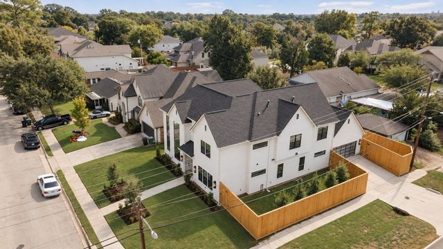 1741 Gardenia Drive, Houston, TX 77018