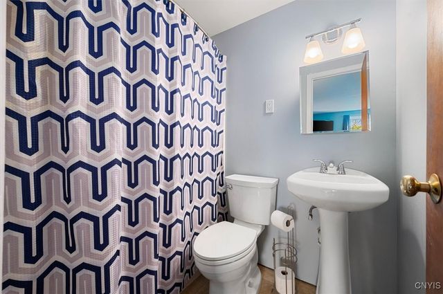 17 Dove, Clay, NY 13090