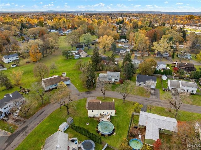 17 Dove, Clay, NY 13090