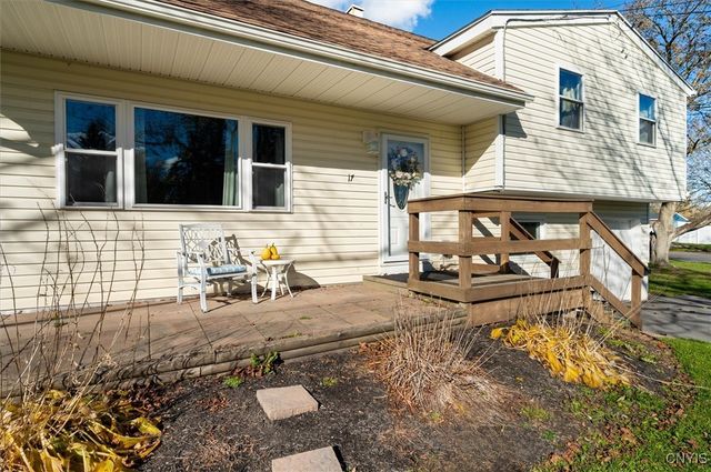 17 Dove, Clay, NY 13090