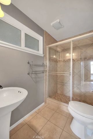 633 S Indian Hill C, Claremont, CA 91711