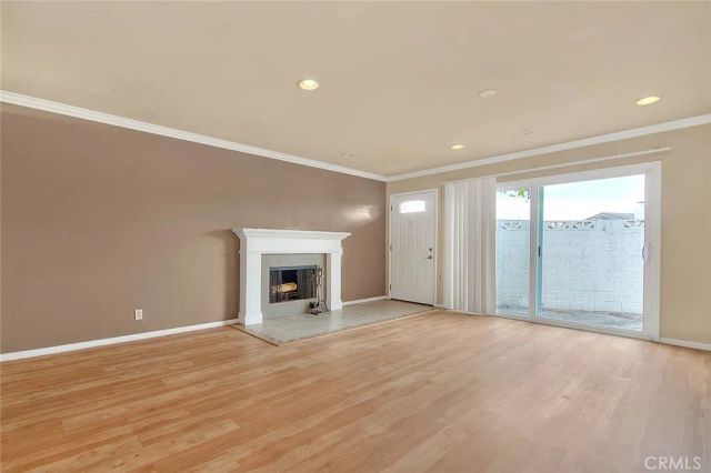 633 S Indian Hill C, Claremont, CA 91711