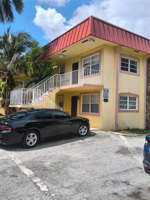 1826 Cleveland St 3, Hollywood, FL 33020