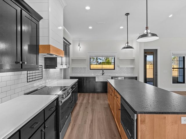 291 County Road 761, Enterprise, AL 36330