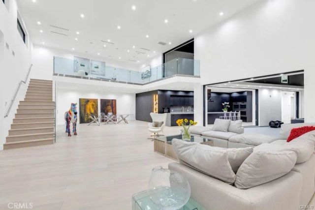 158 Bell Canyon Road, Bell Canyon, CA 91307