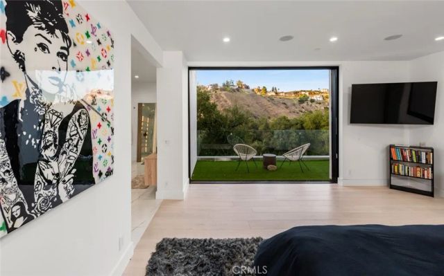 158 Bell Canyon Road, Bell Canyon, CA 91307