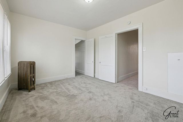 127 Cedarhurst Place, Highland Park, MI 48203