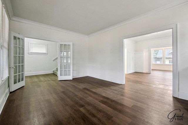 127 Cedarhurst Place, Highland Park, MI 48203