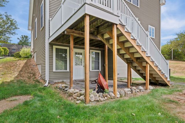 3 Orchard Hill Road, Epping, NH 03042