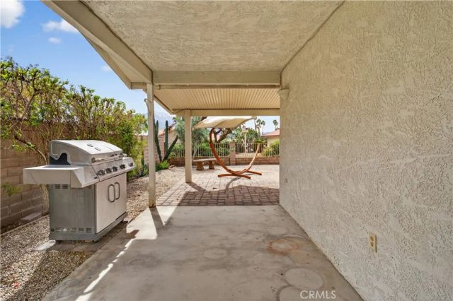 9671 Hoylake, Desert Hot Springs, CA 92240