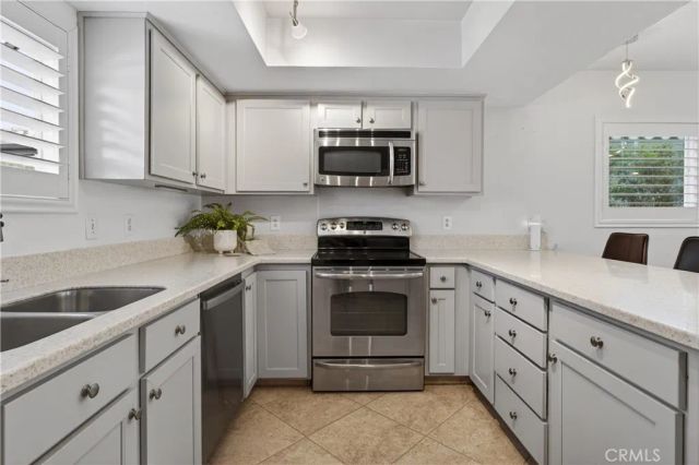 9671 Hoylake, Desert Hot Springs, CA 92240