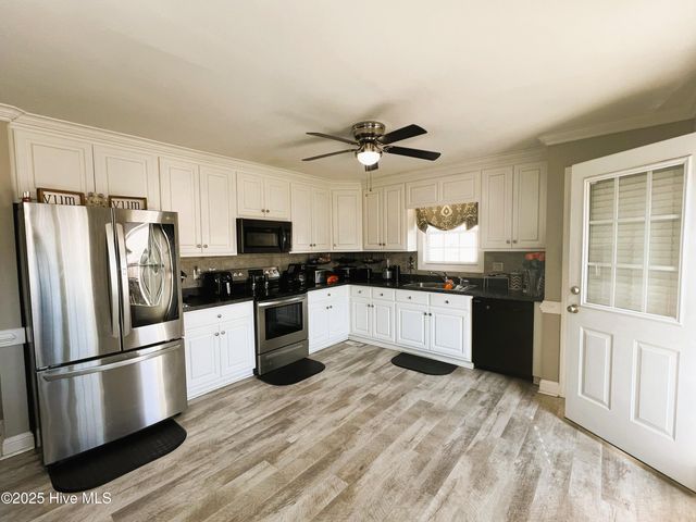 3911 Country Club Drive NW, Wilson, NC 27896