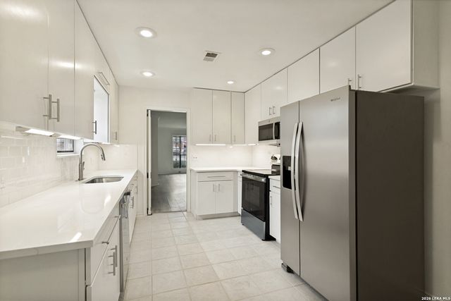 7815 Broadway Apt 105, San Antonio, TX 78209