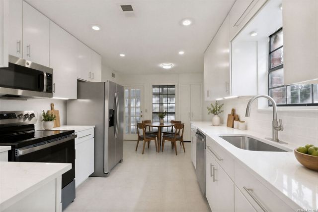 7815 Broadway Apt 105, San Antonio, TX 78209