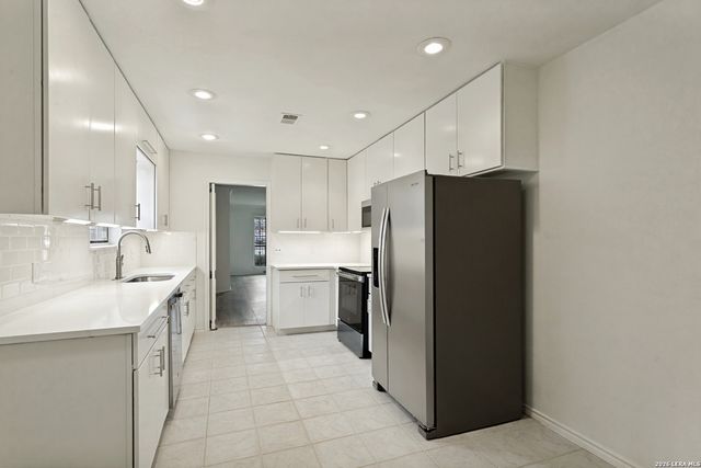7815 Broadway Apt 105, San Antonio, TX 78209