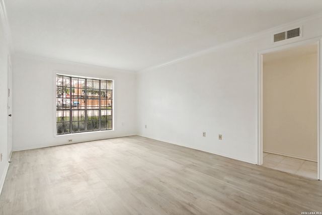 7815 Broadway Apt 105, San Antonio, TX 78209