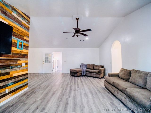 7345 D, Kingston, OK 73439