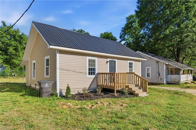 1805 Center Street SE, Winston-salem, NC 27127