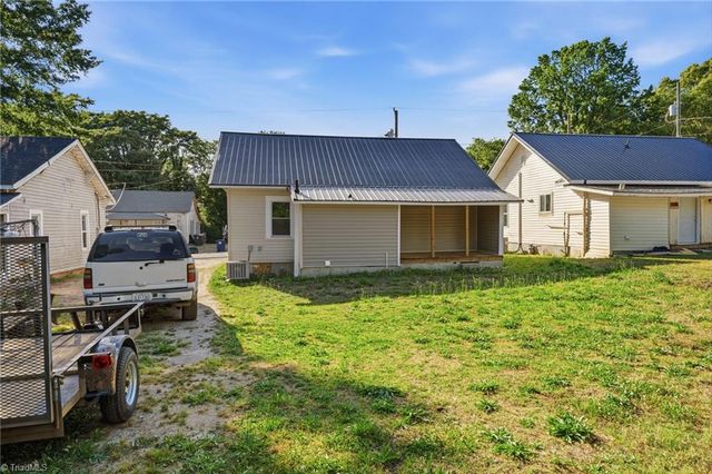 1805 Center Street SE, Winston-salem, NC 27127