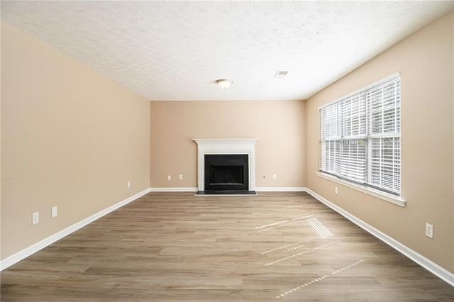 3255 Sugar Creek SE Trace, Atlanta, GA 30316