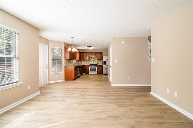 3255 Sugar Creek SE Trace, Atlanta, GA 30316