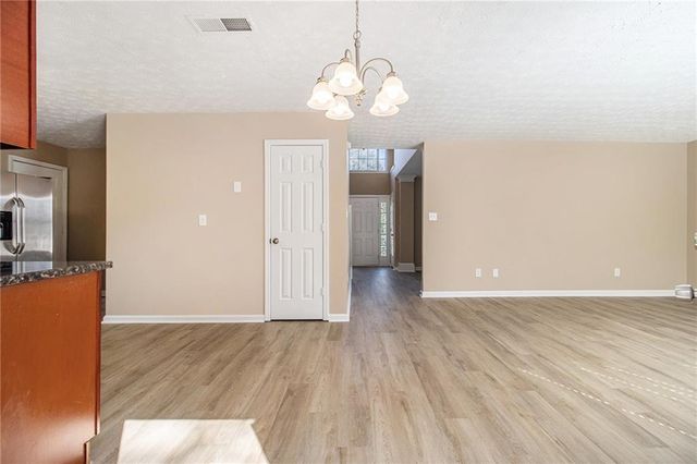 3255 Sugar Creek SE Trace, Atlanta, GA 30316