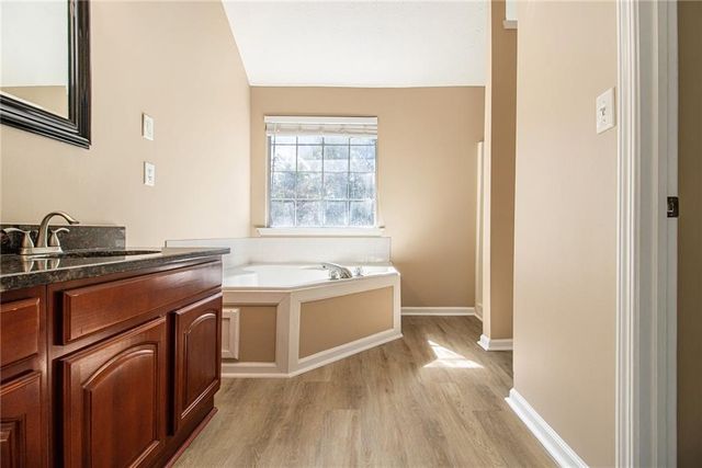 3255 Sugar Creek SE Trace, Atlanta, GA 30316