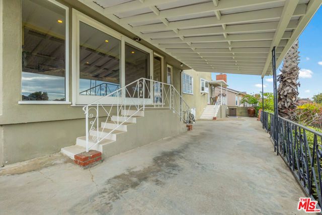 4152 Mount Vernon Drive, Los Angeles, CA 90008