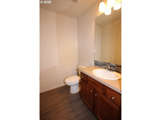 12140 Se BUSH St, Portland, OR 97266