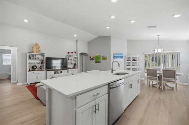 4611 SE 89TH STREET, Ocala, FL 34480