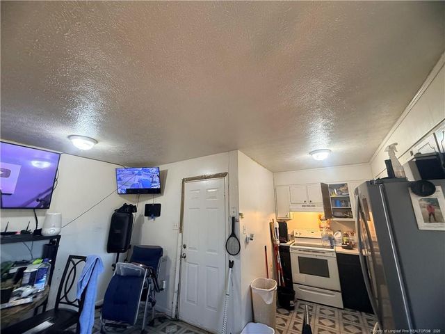 4915 Rosehill Road, Fayetteville, NC 28311