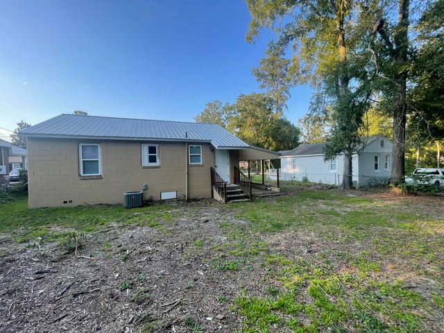 211 3rd Street, Thomson, GA 30824