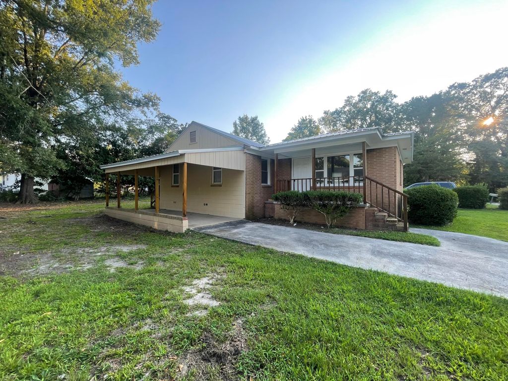 211 3rd Street, Thomson, GA 30824