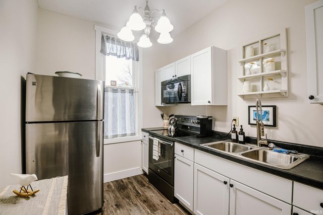 735 N Elm Street, Muncie, IN 47305