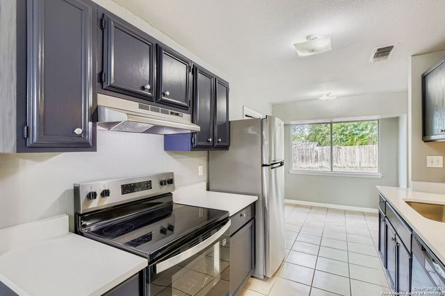 4423 Las Cruces, San Antonio, TX 78233