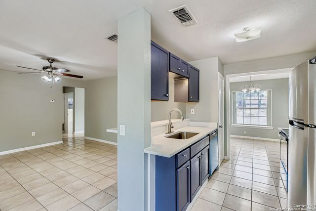 4423 Las Cruces, San Antonio, TX 78233