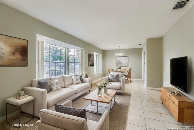 4423 Las Cruces, San Antonio, TX 78233