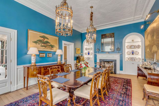 2 Water Street, Charleston, SC 29401